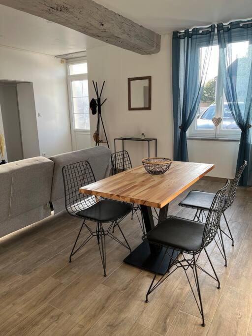 Appartement Centre De Guécélard Zewnętrze zdjęcie