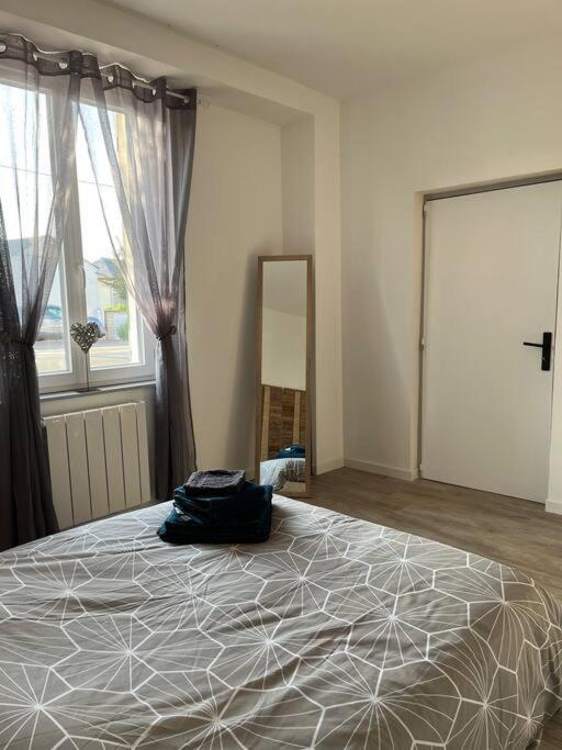 Appartement Centre De Guécélard Zewnętrze zdjęcie